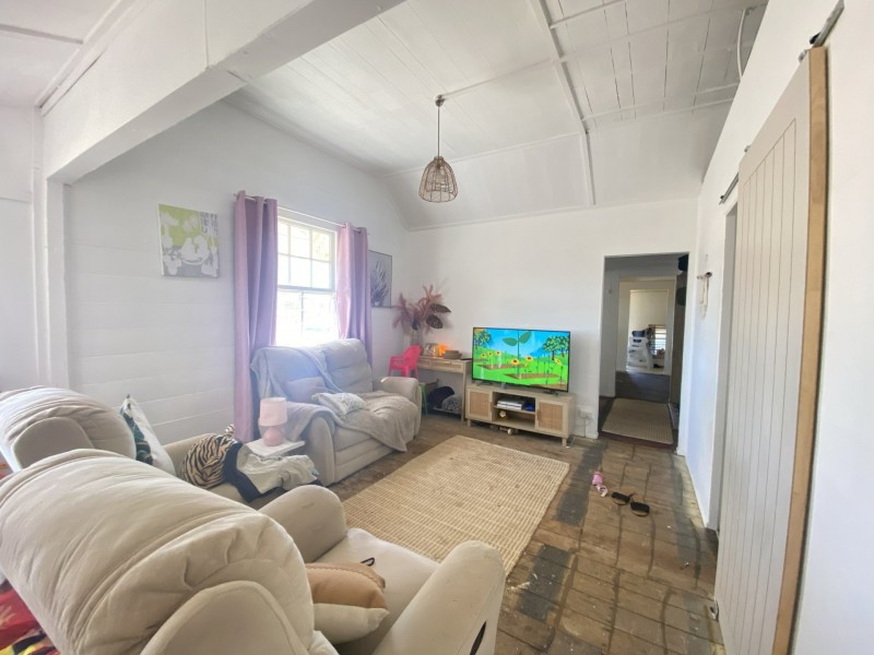 27 Police Camp Road, Bowen QLD 4805