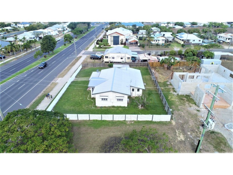 105 Herbert Street, Bowen QLD 4805