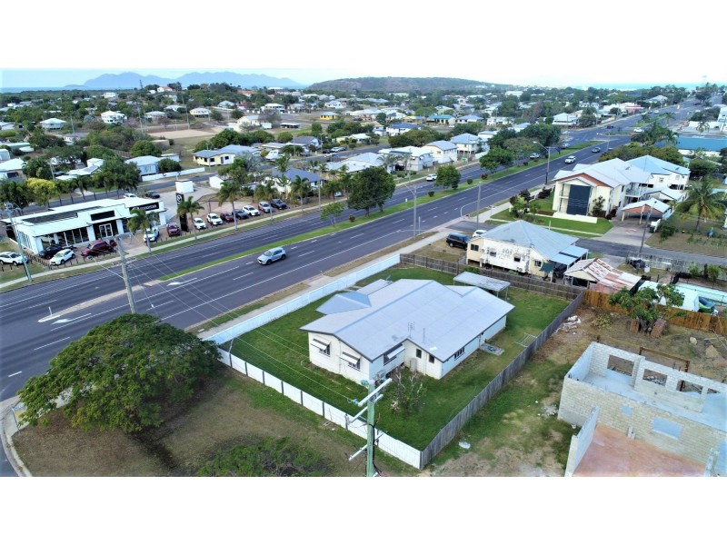 105 Herbert Street, Bowen QLD 4805