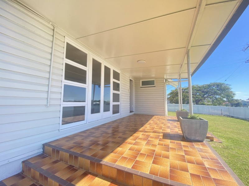 105 Herbert Street, Bowen QLD 4805