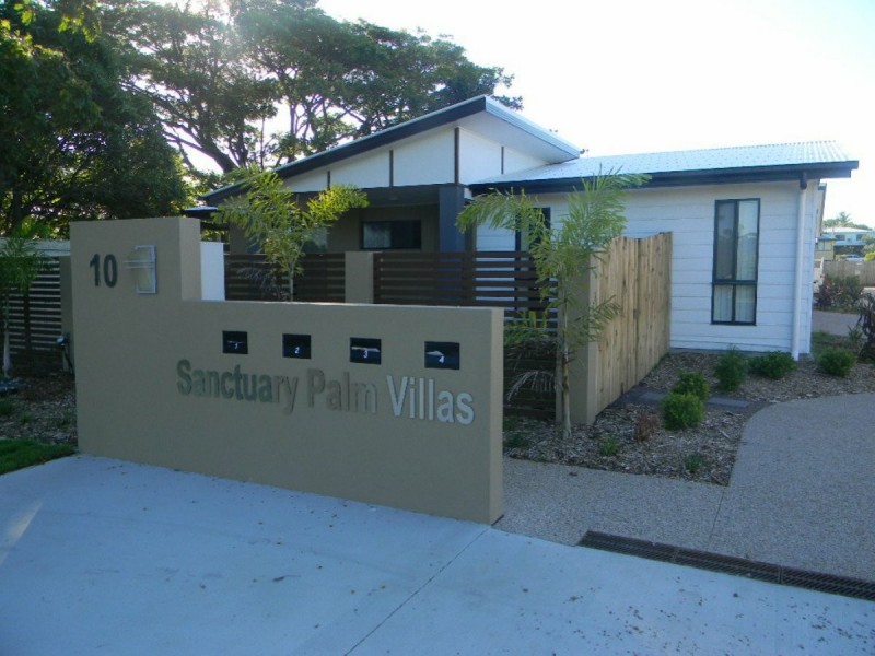 3 10 Gordon Street, Bowen QLD 4805