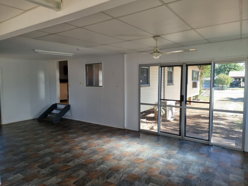 52 Pitcain Avenue, Bowen QLD 4805