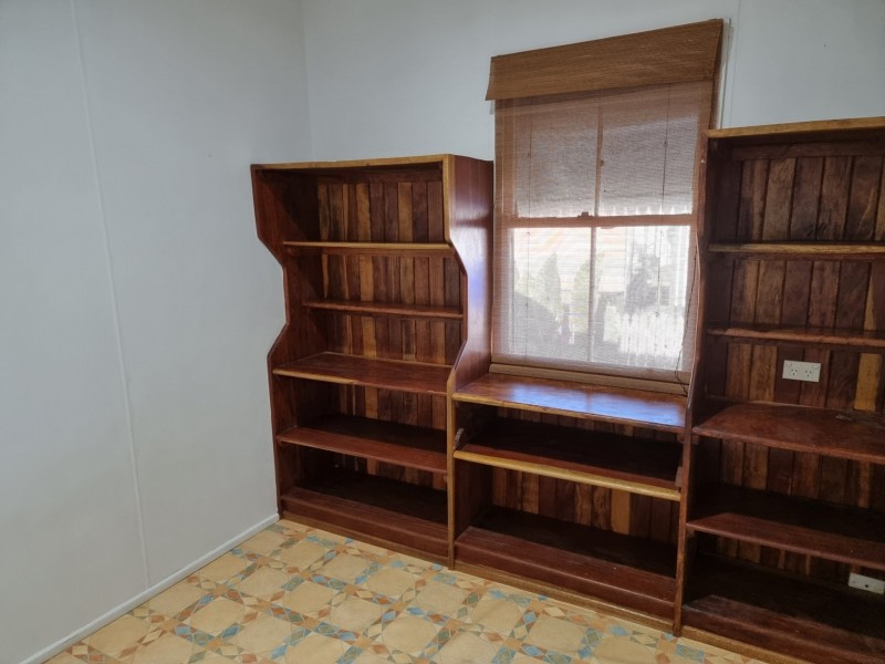 52 Pitcain Avenue, Bowen QLD 4805