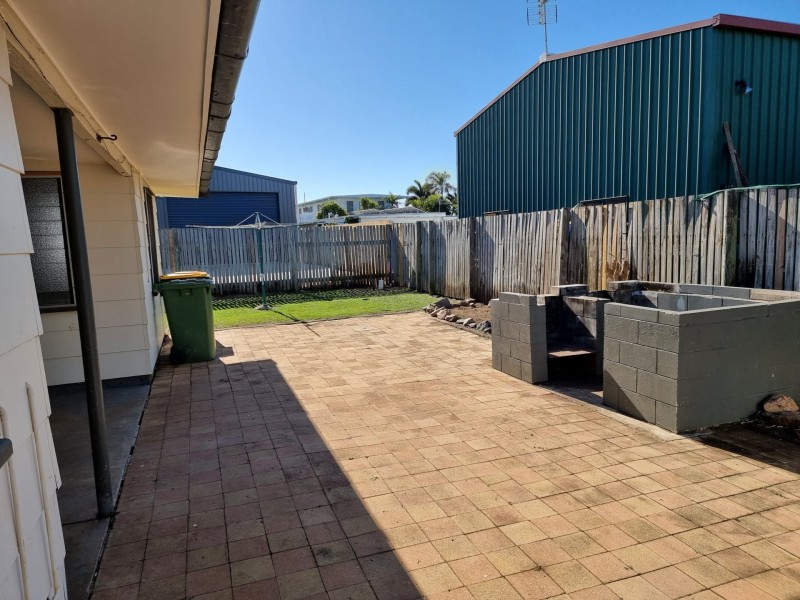 52 Pitcain Avenue, Bowen QLD 4805