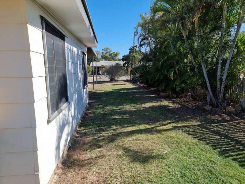 52 Pitcain Avenue, Bowen QLD 4805