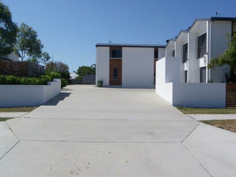 Unit 8 74A Powell Street, Bowen QLD 4805