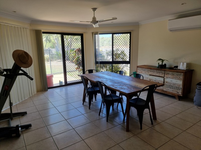 142 Ocean View Drive, Bowen QLD 4805