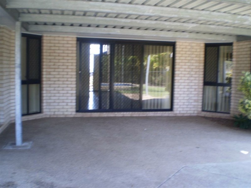 142 Ocean View Drive, Bowen QLD 4805