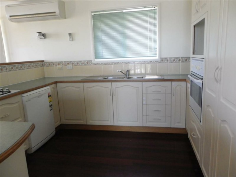 17 Pilcher Place, Bowen QLD 4805