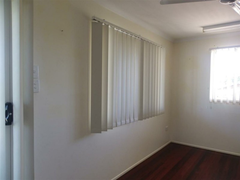 17 Pilcher Place, Bowen QLD 4805
