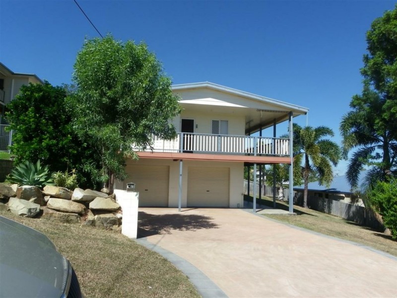 17 Pilcher Place, Bowen QLD 4805