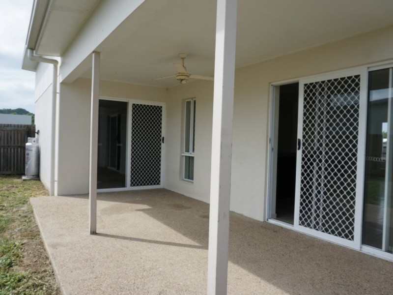 41 Scenic Crescent, Bowen QLD 4805