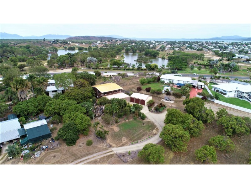 77 Hillview Road, Bowen QLD 4805