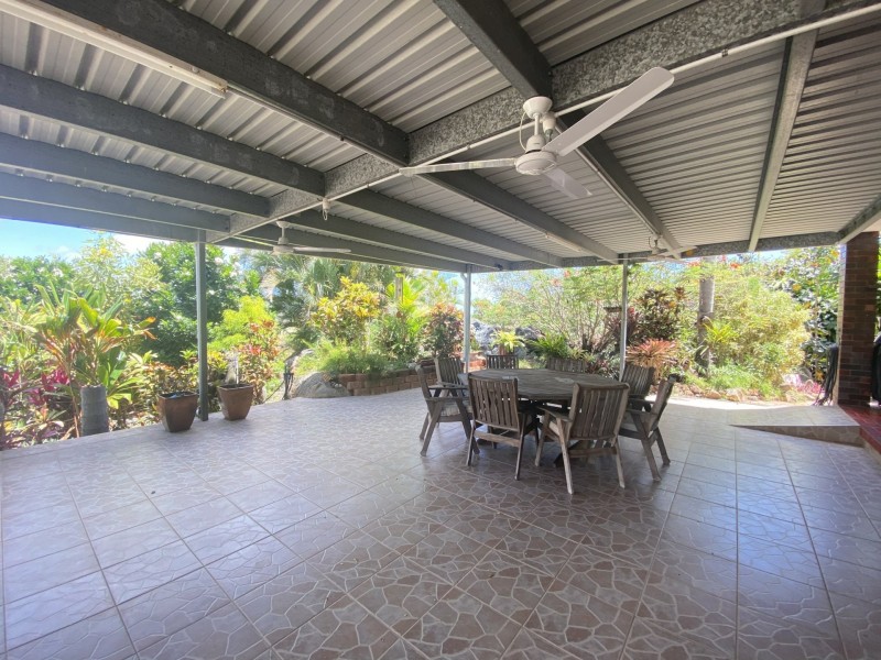 77 Hillview Road, Bowen QLD 4805