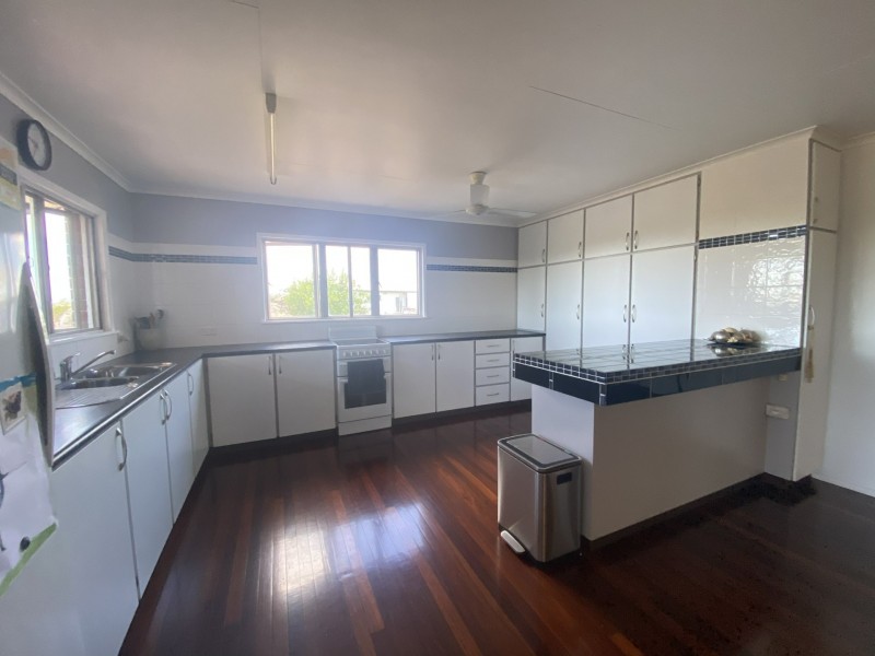 77 Hillview Road, Bowen QLD 4805