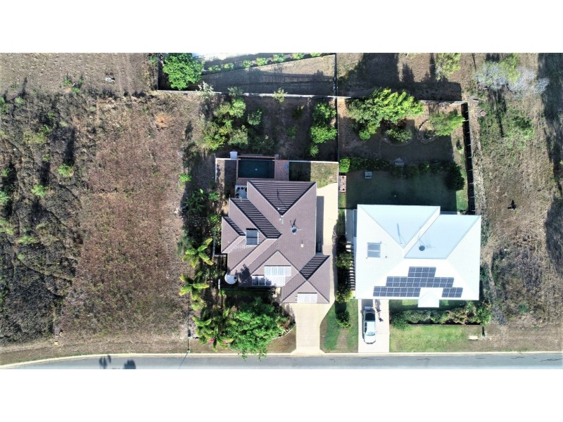 14 Grandview Terrace, Bowen QLD 4805