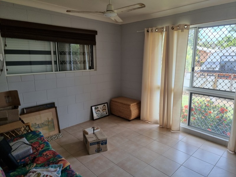 9 Suthers Street, Bowen QLD 4805