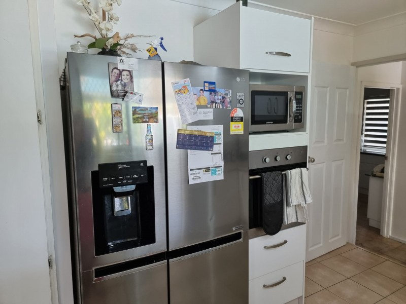 9 Suthers Street, Bowen QLD 4805