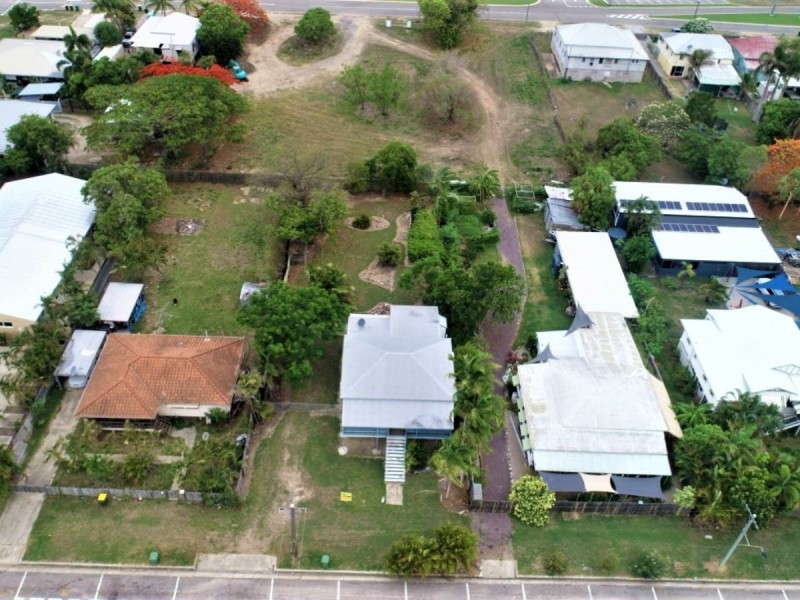 27 George Street, Bowen QLD 4805