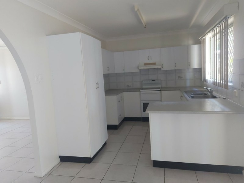 6 Oak Crescent, Bowen QLD 4805