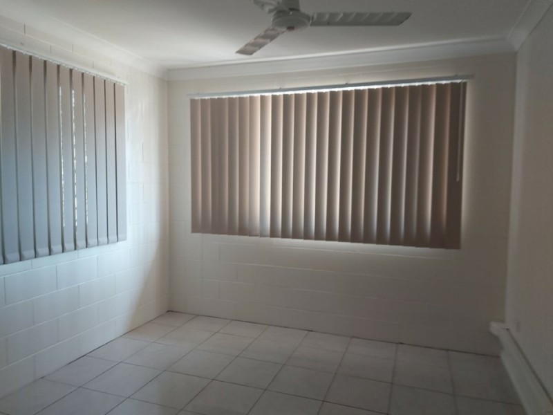 6 Oak Crescent, Bowen QLD 4805