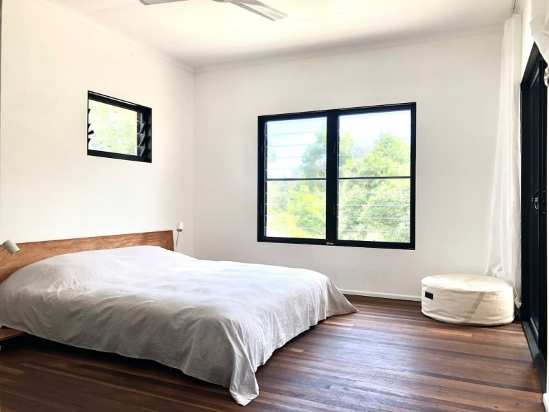 12 Horseshoe Bay Road, Bowen QLD 4805