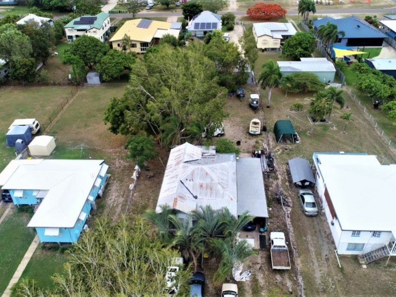 8 George Street, Bowen QLD 4805