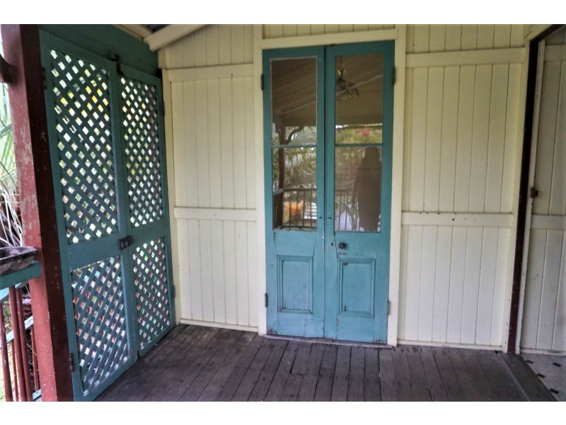 8 George Street, Bowen QLD 4805