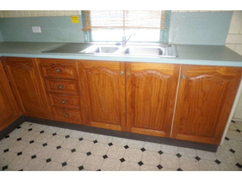 8 George Street, Bowen QLD 4805