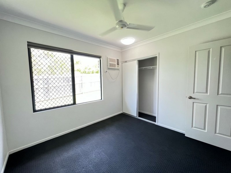 17 Sapphire Crescent, Bowen QLD 4805