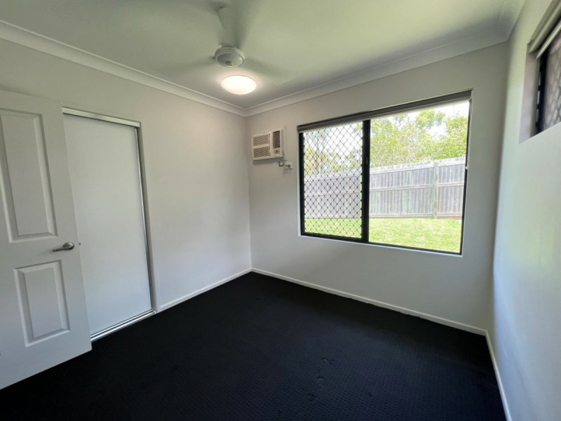 17 Sapphire Crescent, Bowen QLD 4805