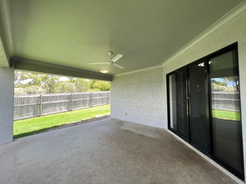 17 Sapphire Crescent, Bowen QLD 4805