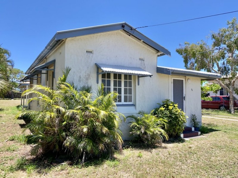 56 Poole st, Bowen QLD 4805