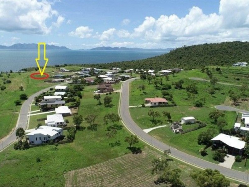 19 Bayside Court, Bowen QLD 4805