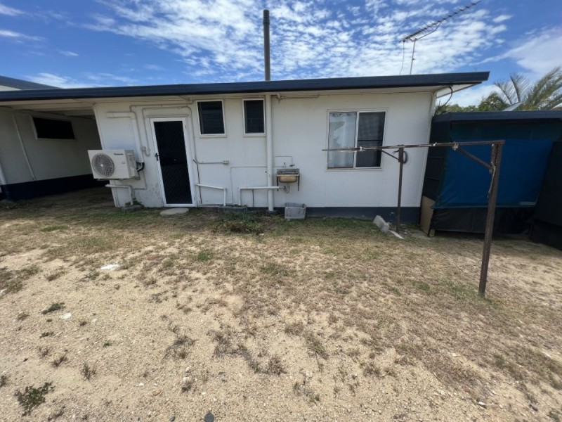 2/1 Casuarina Street, Bowen QLD 4805