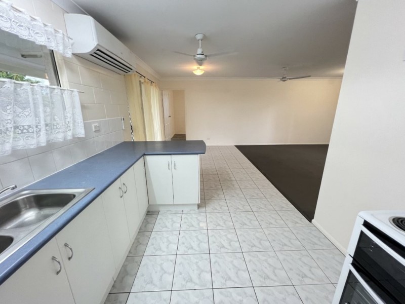 23 Hillview Place, Bowen QLD 4805