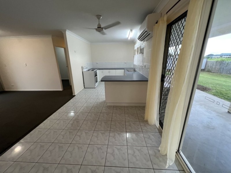 23 Hillview Place, Bowen QLD 4805