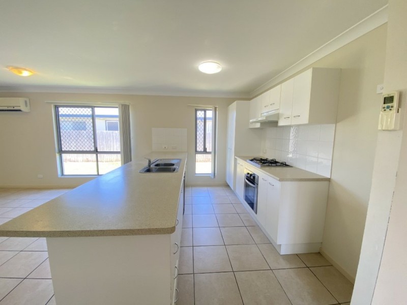 43 Scenic Crescent, Bowen QLD 4805