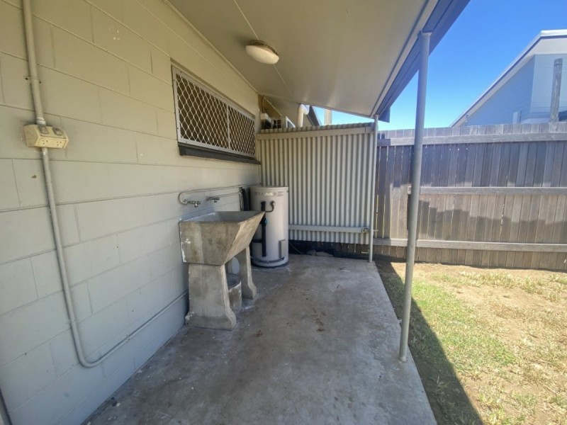 1/25 St Kilda Street, Bowen QLD 4805