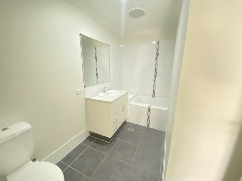 1/12 Reynolds Street, Bowen QLD 4805