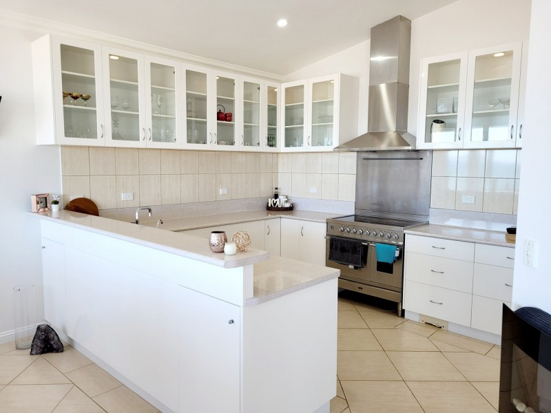 15 Bluewater Parade, Bowen QLD 4805