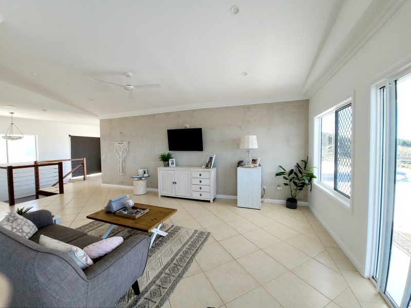 15 Bluewater Parade, Bowen QLD 4805