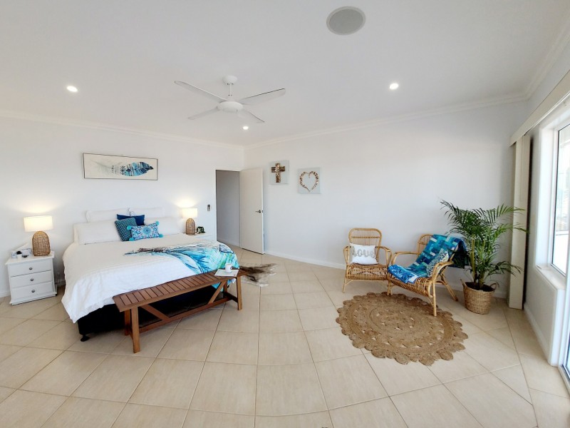 15 Bluewater Parade, Bowen QLD 4805