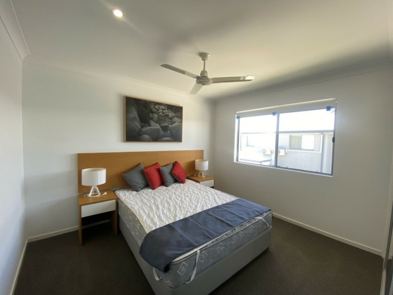 3/6 Brisbane Street, Bowen QLD 4805