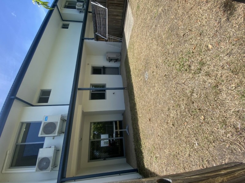 3/6 Brisbane Street, Bowen QLD 4805