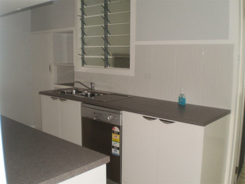 118 Herbert Street, Bowen QLD 4805