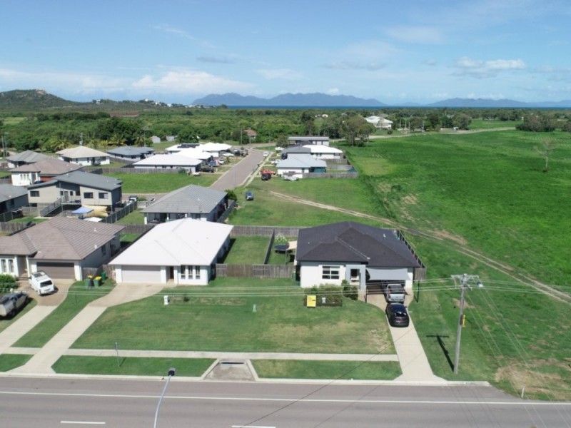 62 Soldiers Road, Bowen QLD 4805