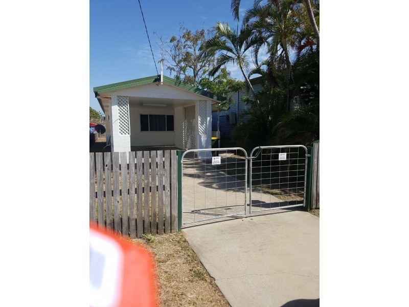 26 Poole Street, Bowen QLD 4805