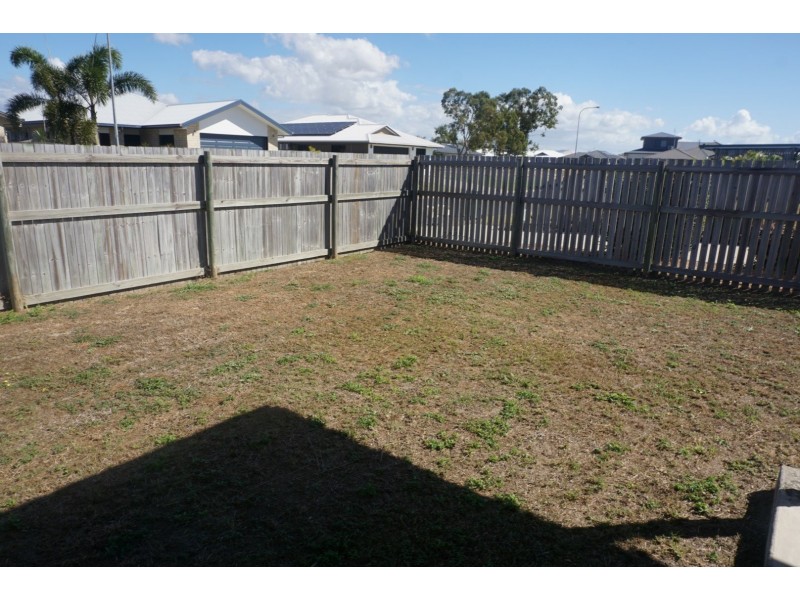 2A Summer Place, Bowen QLD 4805