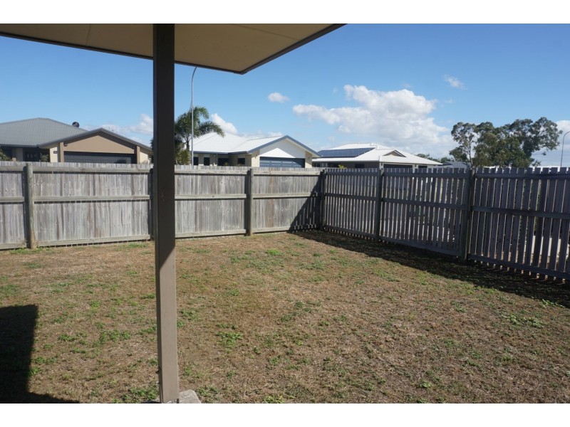 2A Summer Place, Bowen QLD 4805